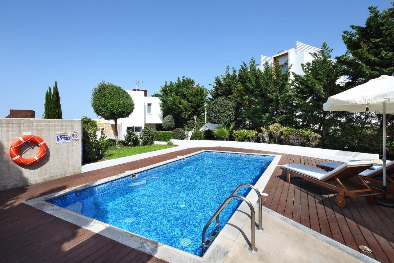 Paradise Cove Luxurious Beach Villas بافوس المظهر الخارجي الصورة