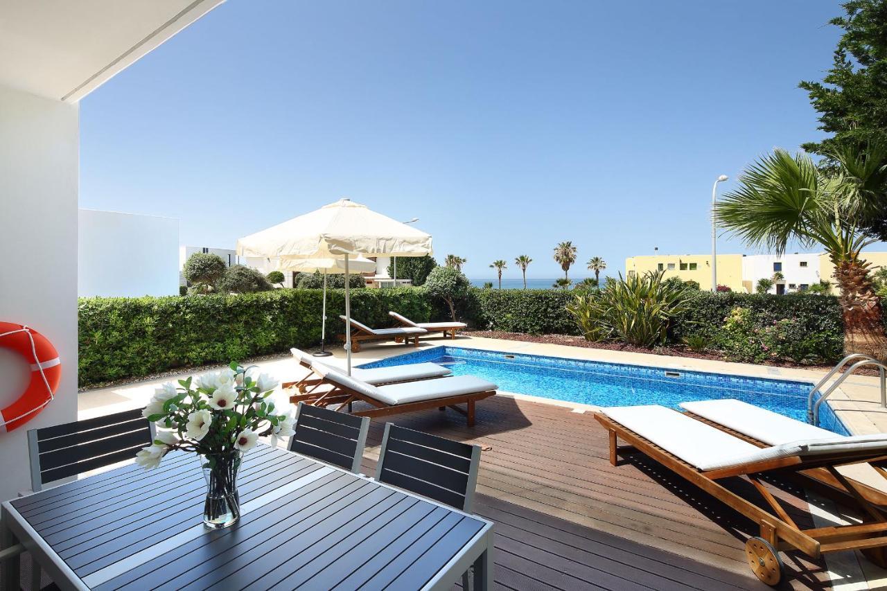 Paradise Cove Luxurious Beach Villas بافوس المظهر الخارجي الصورة
