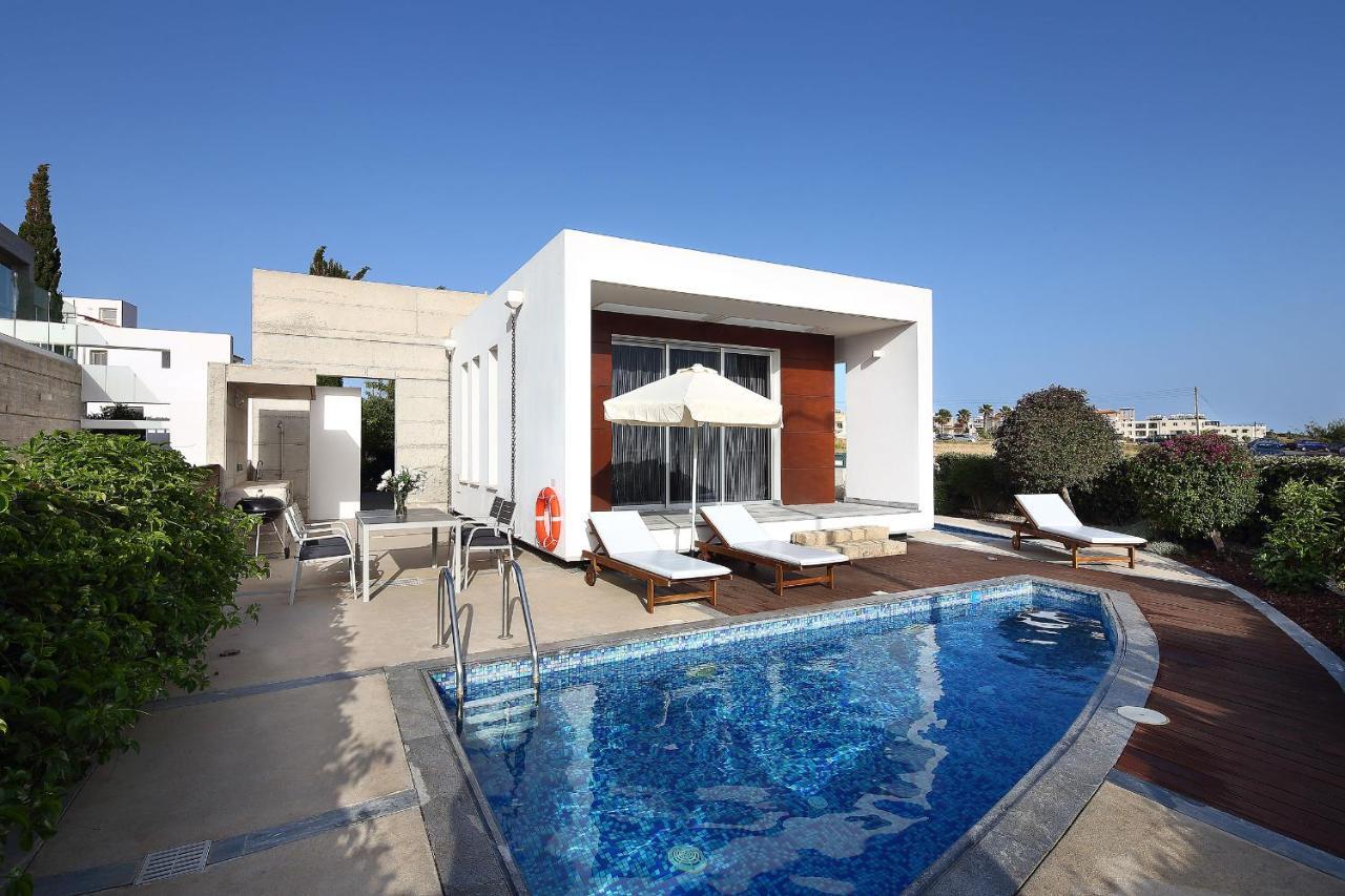 Paradise Cove Luxurious Beach Villas بافوس المظهر الخارجي الصورة