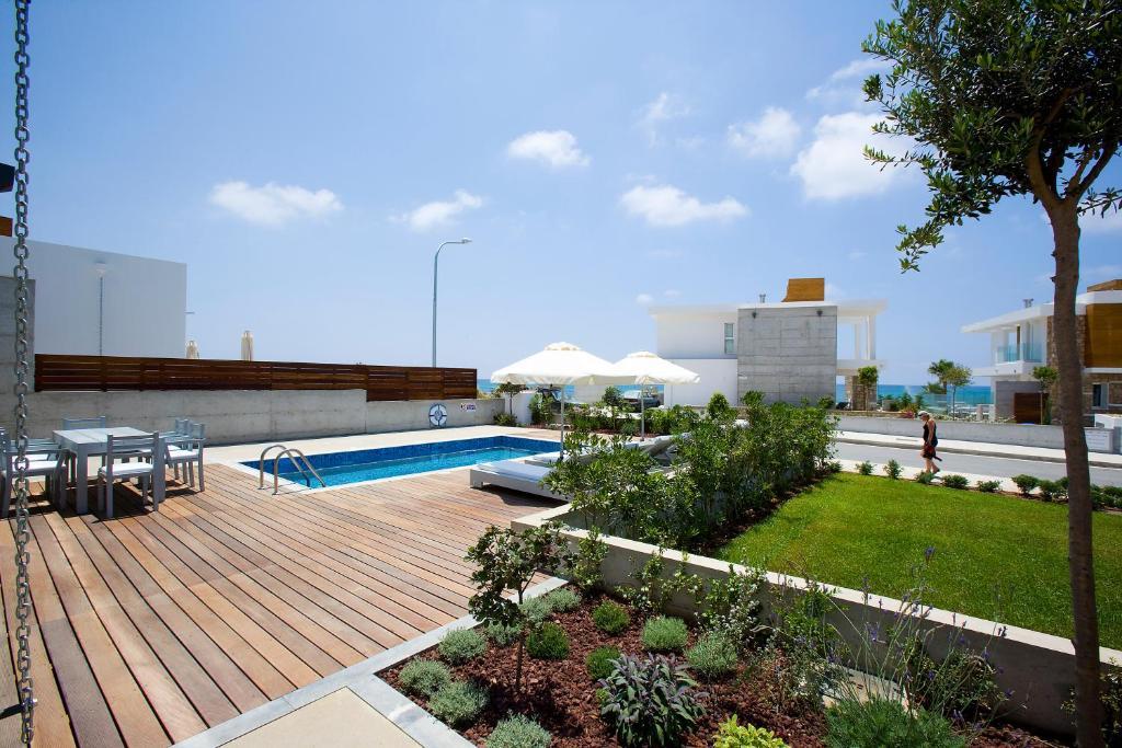 Paradise Cove Luxurious Beach Villas بافوس الغرفة الصورة