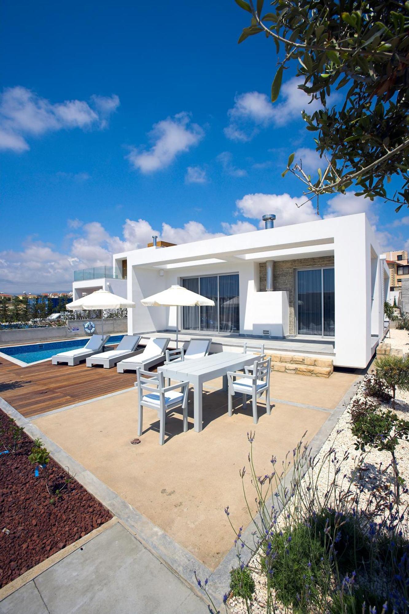 Paradise Cove Luxurious Beach Villas بافوس المظهر الخارجي الصورة